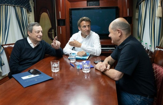 Οι ηγέτες Ιταλίας, Γαλλίας και Γερμανίας καθ' οδόν για το Κίεβο.