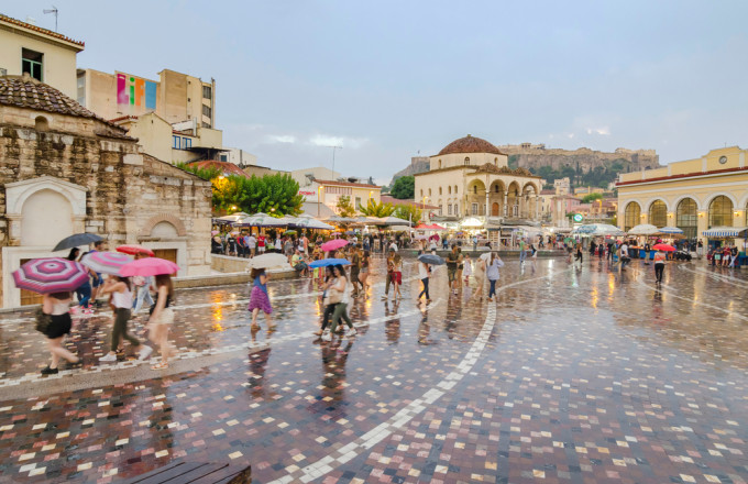 Τοπικές βροχές, καταιγίδες και πτώση της θερμοκρασίας 