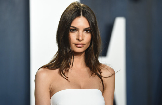 Ratajkowski