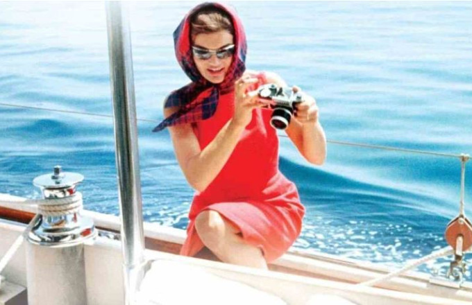 Βιβλίο για την Τζάκι Κένεντι