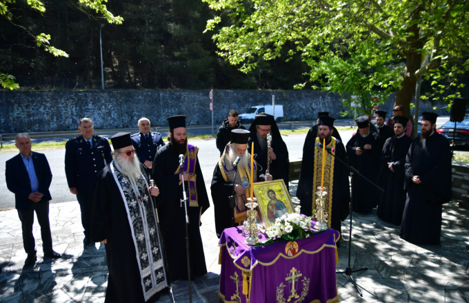 Μνημόσυνο για τα 20 χρόνια από την τραγωδία με τους 21 μαθητές στα Τέμπη 