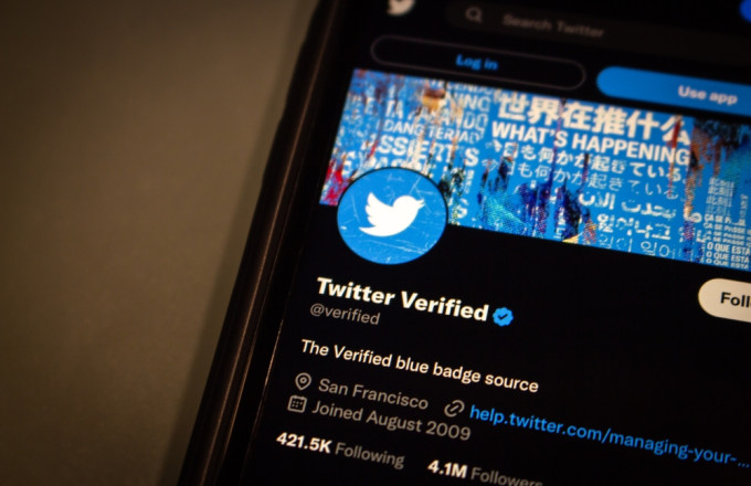 Twitter: Ο Ίλον Μασκ άφησε ανοικτό το ενδεχόμενο αλλαγής του λογότυπου 