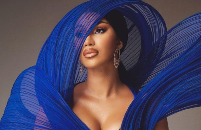 Cardi B: Δεν αντιμετωπίζει τελικά κατηγορίες για το περιστατικό με το μικρόφωνο