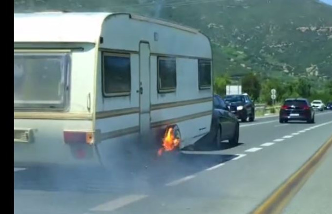 Τροχόσπιτο Τέμπη