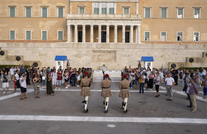 ΤτΕ: Αυξήθηκαν κατά 5,4% οι ταξιδιωτικές εισπράξεις το 2024