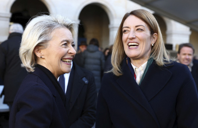 φον ντερ Λάιεν και Μέτσολα
