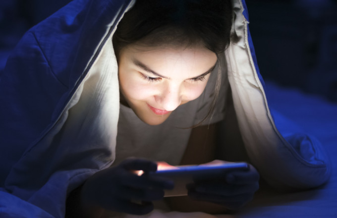 Social Media: Τελικά η απαγόρευση σε εφήβους αποτελεί λύση ή αδιέξοδο | ΣΚΑΪ