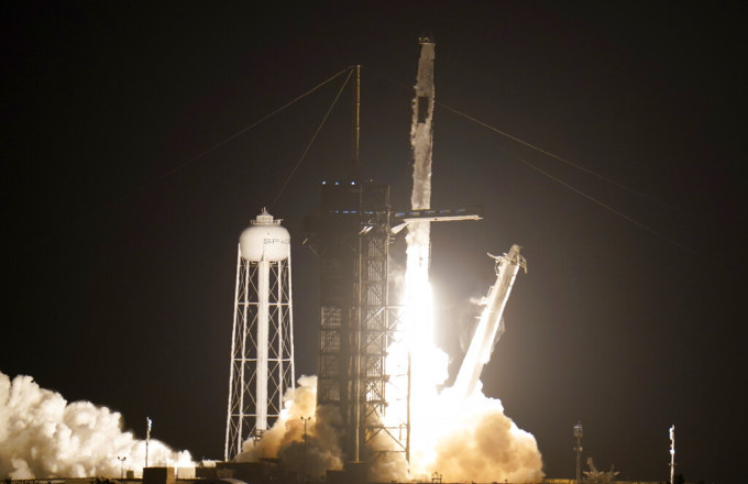 SpaceX: Απογειώθηκε η κάψουλα διάσωσης για τους 2 εγκλωβισμένους αστροναύτες στον Διεθνή Διαστημικό Σταθμό ISS 