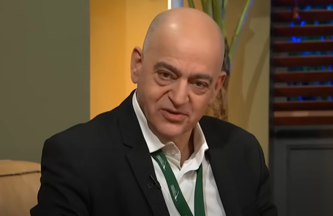 Μανώλης Καραντίνης