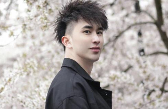 Zhenhao Zou