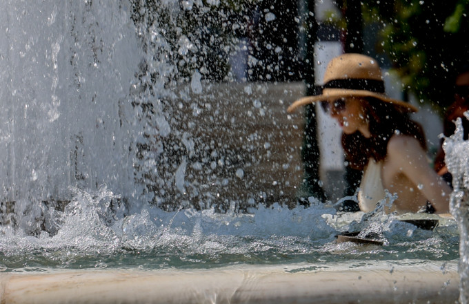 Greece on high alert due to approaching heatwave