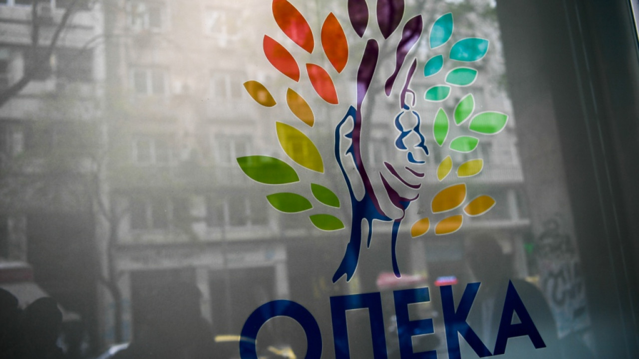 Αύριο θα καταβληθούν έκτακτα και τακτικά επιδόματα από τον ΟΠΕΚΑ Αύριο θα καταβληθούν έκτακτα και τακτικά επιδόματα από τον ΟΠΕΚΑ