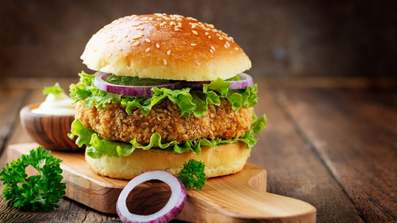 Whataburger: Μήνυση 1 εκατ. γιατί το μπέργκερ είχε κρεμμύδια
