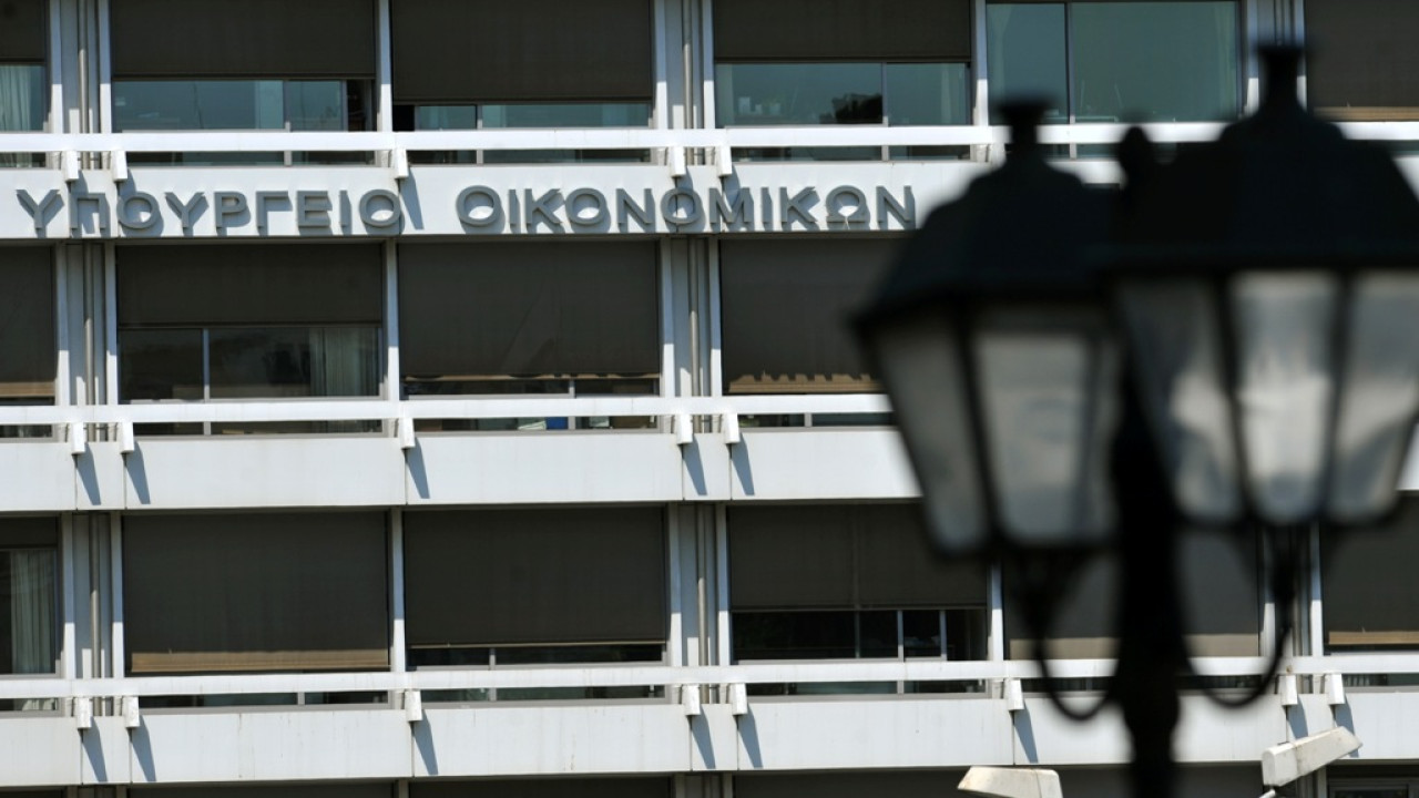 Αποκλείει τους φοροφυγάδες από τη στεγαστική πολιτική η κυβέρνηση – Επιδότηση ενοικίου μόνο με ηλεκτρονική πληρωμή μισθώματος Αποκλείει τους φοροφυγάδες από τη στεγαστική πολιτική η κυβέρνηση – Επιδότηση ενοικίου μόνο με ηλεκτρονική πληρωμή μισθώματος
