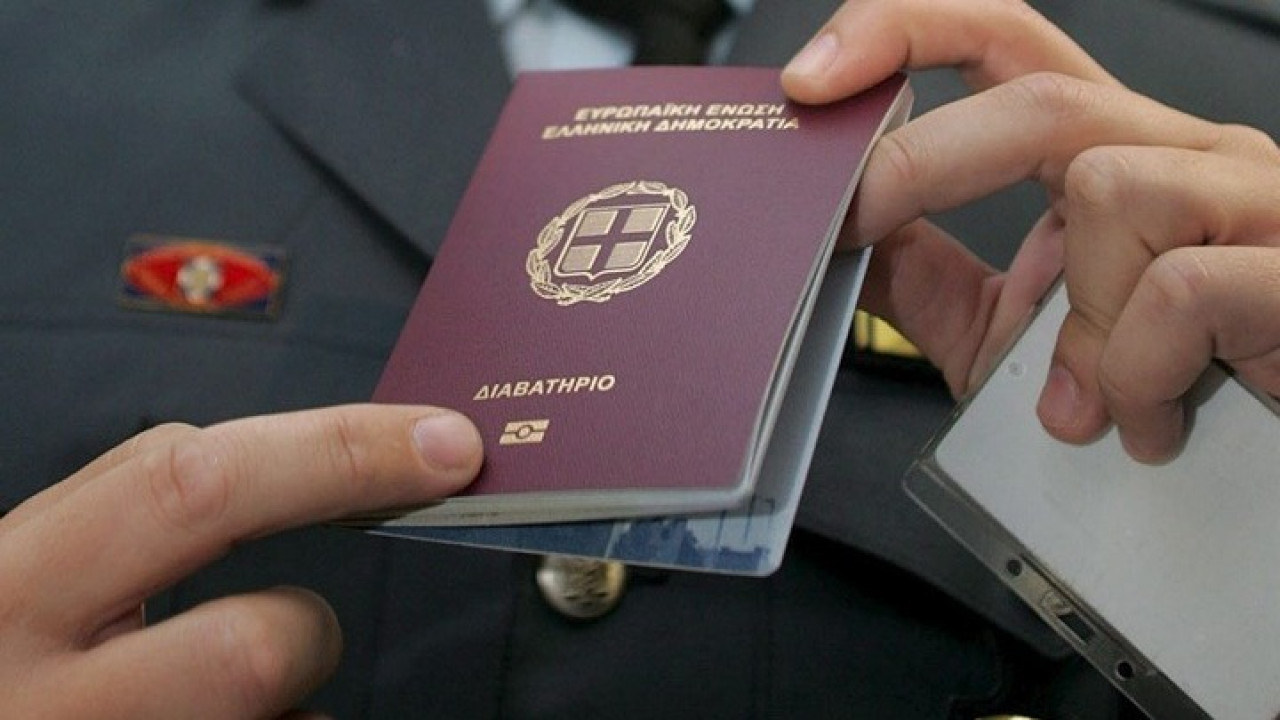 Καταγγελία στον ΣΚΑΪ: «Γολγοθάς» αναγνώρισης πατρότητας στην Ελλάδα για παιδί γεννημένο στην Ολλανδία Καταγγελία στον ΣΚΑΪ: «Γολγοθάς» αναγνώρισης πατρότητας στην Ελλάδα για παιδί γεννημένο στην Ολλανδία