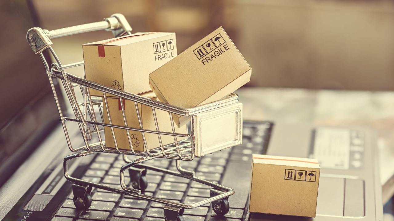 Ελληνικό e-commerce: Τρέχει με τον 4ο ταχύτερο ρυθμό στην Ευρώπη στην Ελλάδα Ελληνικό e-commerce: Τρέχει με τον 4ο ταχύτερο ρυθμό στην Ευρώπη στην Ελλάδα