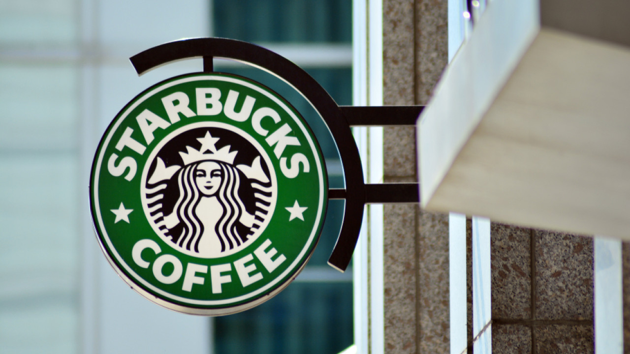 Starbucks: Άνδρας πήρε 50 εκατ. δολάρια αποζημίωση – Ο λόγος… ένα καυτό τσάι