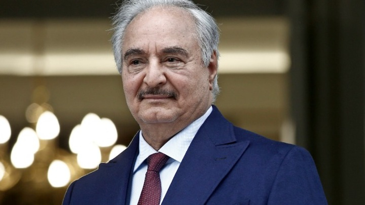 Ο γιος του Χαφτάρ ήταν αυτός που έδιωξε την ευρωπαϊκή αποστολή από την ανατολική Λιβύη Ο γιος του Χαφτάρ ήταν αυτός που έδιωξε την ευρωπαϊκή αποστολή από την ανατολική Λιβύη
