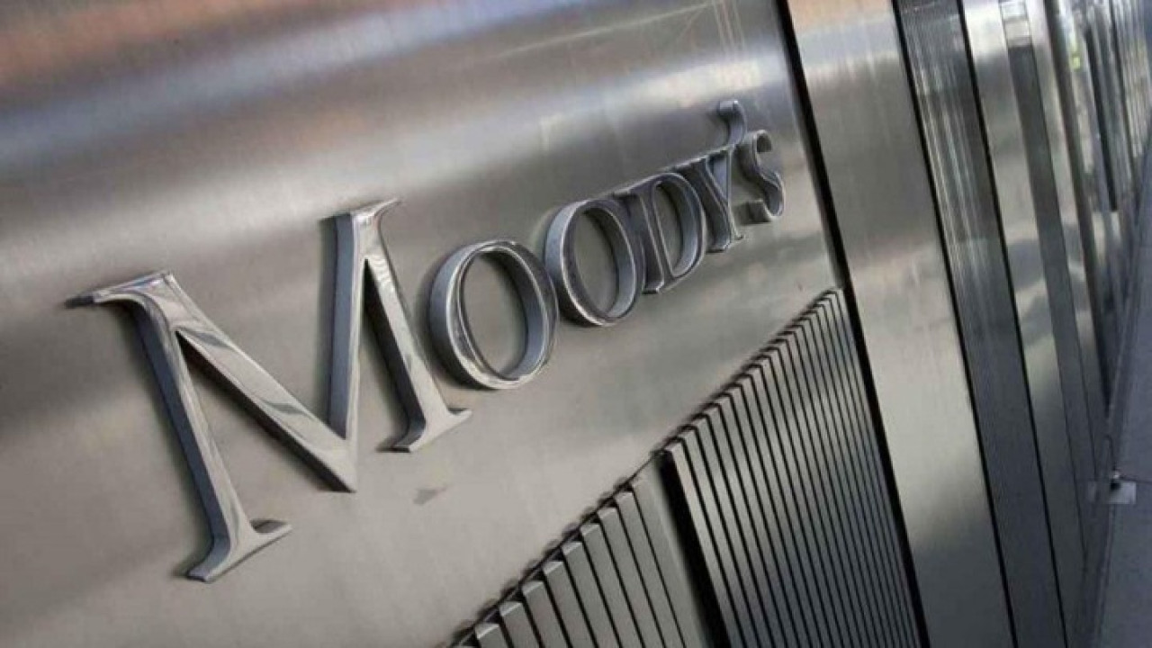 Moody’s: Αναβάθμισε αξιόχρεο Eurobank,Εθνικής Τράπεζας και Attica Bank