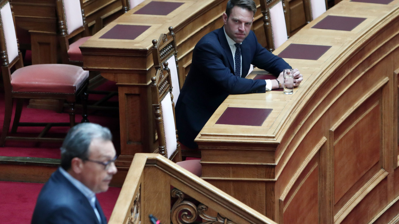 ΣΥΡΙΖΑ: Οι βουλευτές του Κινήματος Δημοκρατίας έστειλαν τις υπογραφές τους για την πρόταση ΣΥΡΙΖΑ: Οι βουλευτές του Κινήματος Δημοκρατίας έστειλαν τις υπογραφές τους για την πρόταση