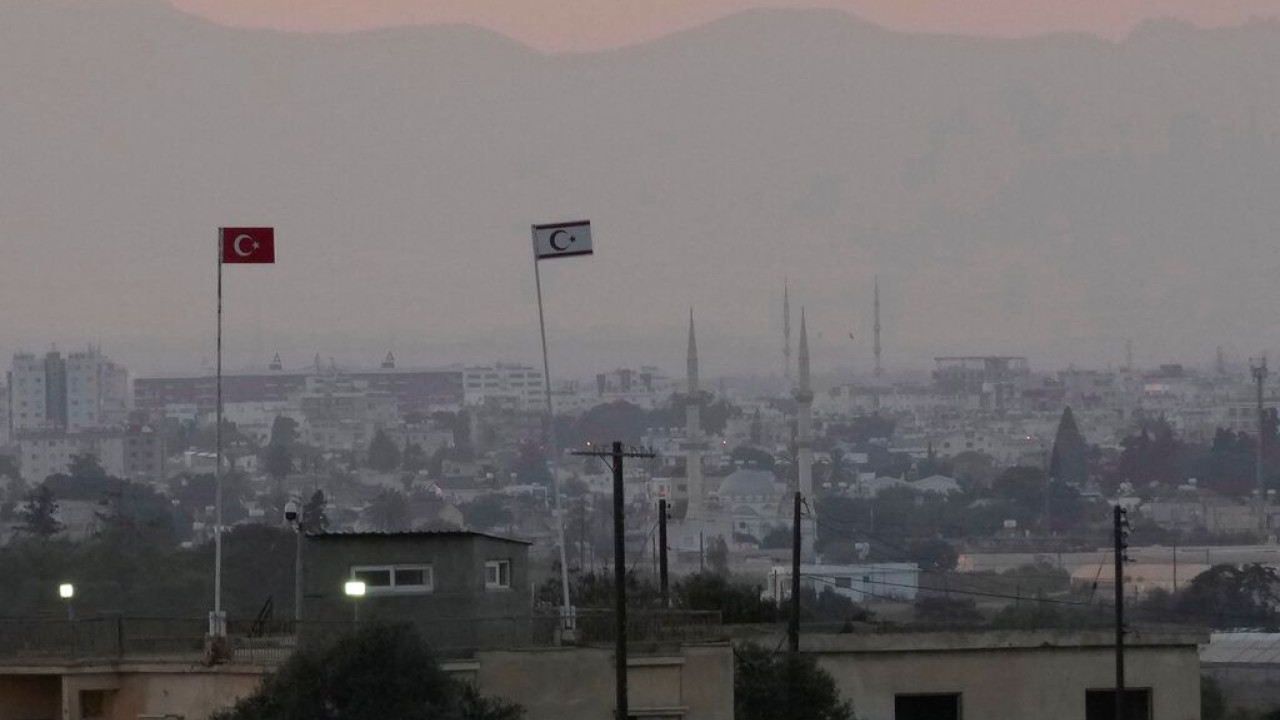 Κύπρος: Ποινή φυλάκισης για 2 Ουγγαρέζες – Μεσολαβούσαν για πωλήσεις ακινήτων στα κατεχόμενα Κύπρος: Ποινή φυλάκισης για 2 Ουγγαρέζες – Μεσολαβούσαν για πωλήσεις ακινήτων στα κατεχόμενα