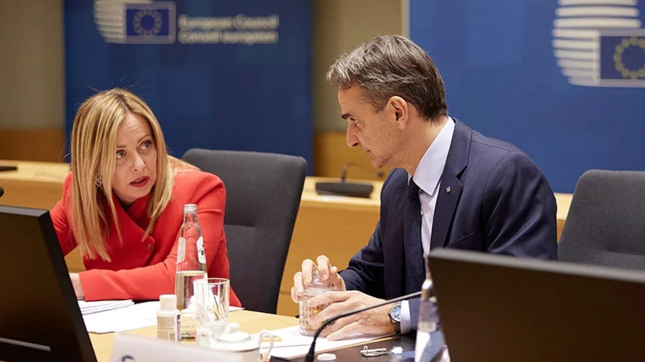 Σε εξέλιξη η συνάντηση Μητσοτάκη – Μελόνι στη Ρώμη – Στις 15:30 οι δηλώσεις Σε εξέλιξη η συνάντηση Μητσοτάκη – Μελόνι στη Ρώμη – Στις 15:30 οι δηλώσεις