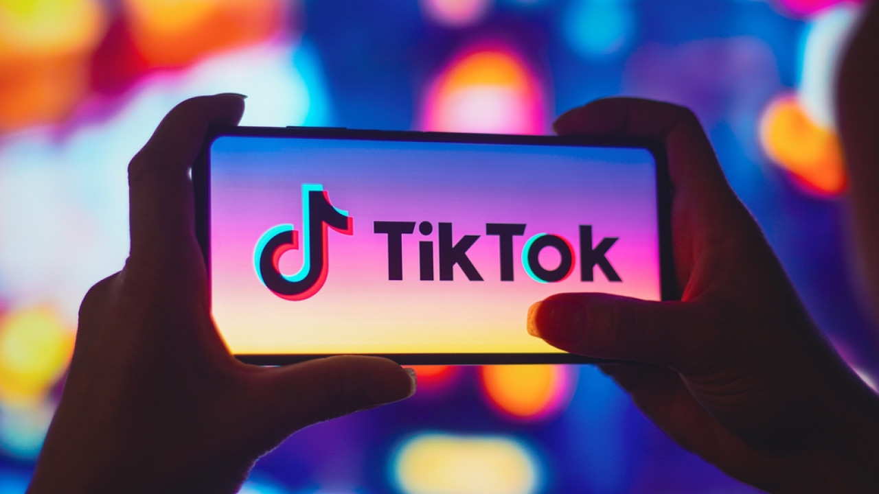 Οι αρχές της Αλβανίας κλείνουν το TikTok – Σκοπιμότητα εν όψει εκλογών βλέπει η αντιπολίτευση Οι αρχές της Αλβανίας κλείνουν το TikTok – Σκοπιμότητα εν όψει εκλογών βλέπει η αντιπολίτευση