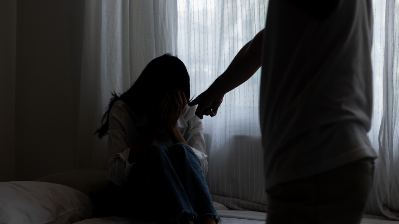 Τριχωνίδα: 32χρονη, θύμα άγριου ξυλοδαρμού από τον σύζυγό της Τριχωνίδα: 32χρονη, θύμα άγριου ξυλοδαρμού από τον σύζυγό της