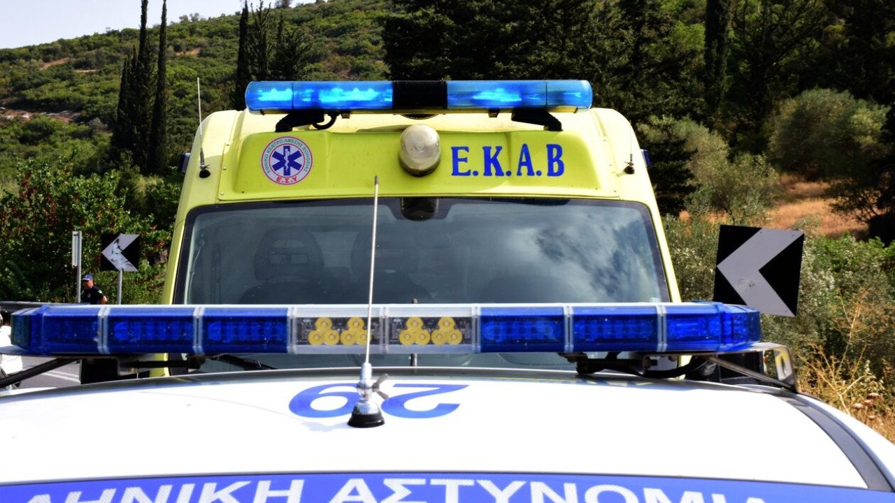 ΣΟΒΑΡΟ ΤΡΟΧΑΙΟ ΕΞΩ ΑΠΟ ΤΗ ΛΑΡΙΣΑ: ΤΡΑΥΜΑΤΙΣΤΗΚΑΝ ΠΑΤΕΡΑΣ ΚΑΙ ΚΟΡΗ