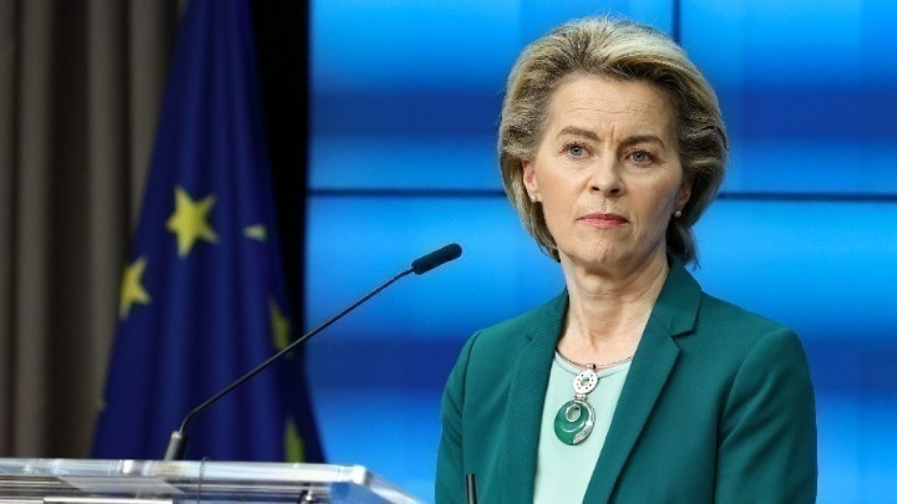 Ούρσουλα φον ντερ Λάιεν: Αναρρώνει από την πνευμονία και προς το παρόν δεν προβλέπεται η αντικατάστασή της Ούρσουλα φον ντερ Λάιεν: Αναρρώνει από την πνευμονία και προς το παρόν δεν προβλέπεται η αντικατάστασή της