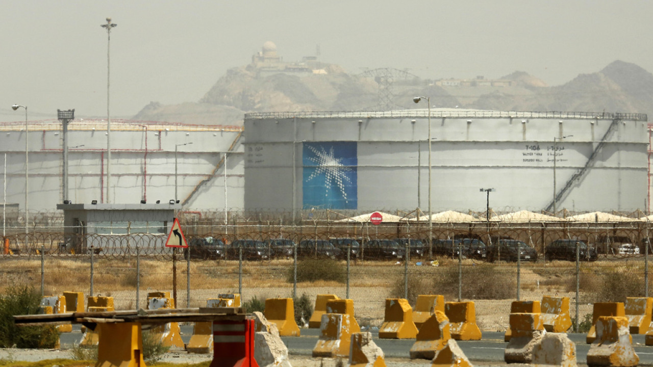 Saudi Aramco: Πτώση κερδών κατά 22% στο β’ τρίμηνο Saudi Aramco: Πτώση κερδών κατά 22% στο β’ τρίμηνο