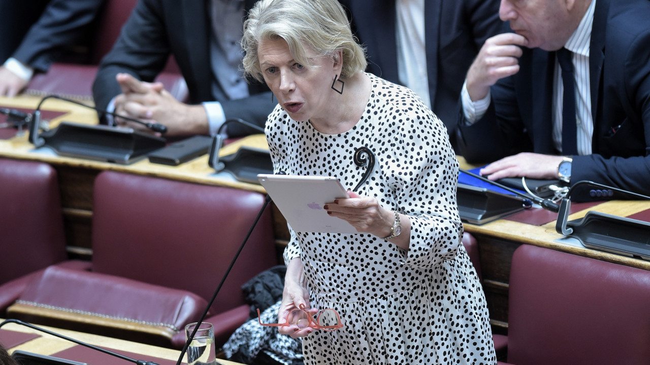 Έλενα Ακρίτα: Θα ψήφιζε Καρυστιανού για πρωθυπουργό Έλενα Ακρίτα: Θα ψήφιζε Καρυστιανού για πρωθυπουργό