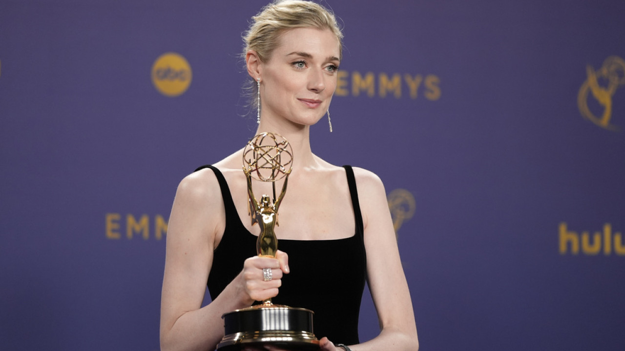 Elizabeth Debicki: Ήταν «δώρο» να υποδυθώ την πριγκίπισσα Νταϊάνα στο «The Crown»