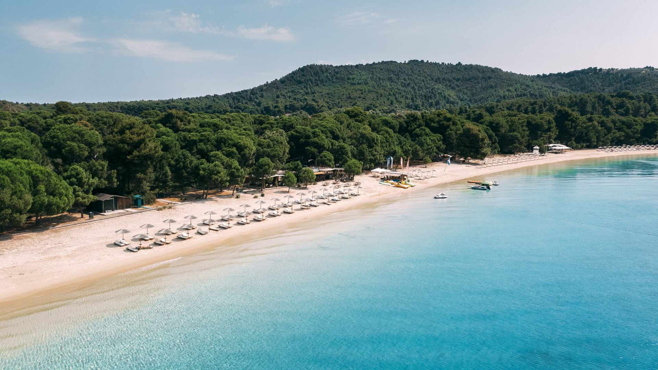 Σκιάθος: Το νησί των Σποράδων με τη μεγαλύτερη τουριστική περίοδο | ΣΚΑΪ
