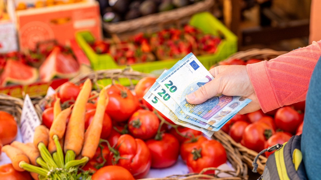 ΕΛΣΤΑΤ: Στο 2,4% ο πληθωρισμός τον Οκτώβριο, από 2,9% τον Σεπτέμβριο