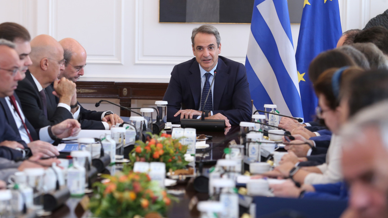 Μαξίμου: Ανασχηματισμός μεγάλης ανανέωσης και ευκαιριών στη νέα γενιά - Η «ακτινογραφία» της νέας κυβέρνησης