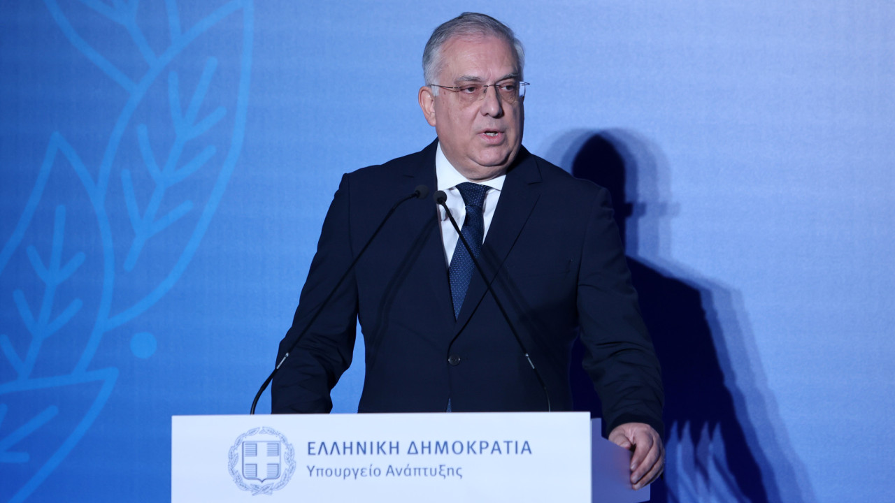 Θεοδωρικάκος: Όλοι μαζί να υιοθετήσουμε ένα επιθετικό μοντέλο επενδύσεων Θεοδωρικάκος: Όλοι μαζί να υιοθετήσουμε ένα επιθετικό μοντέλο επενδύσεων