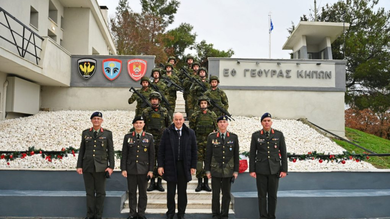 Δένδιας: Κατάργηση της παραμονής αξιωματικών εκτός οργανικών θέσεων στις Ένοπλες Δυνάμεις