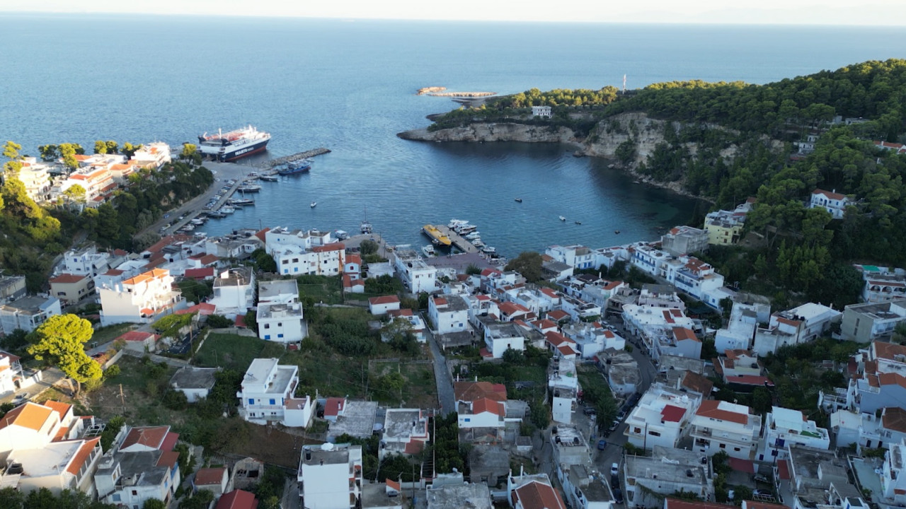 «Όπου υπάρχει Ελλάδα» - Ζωντανά από την Αλόννησο - Σήμερα στις 14.45 στον ΣΚΑΪ - Δείτε το trailer