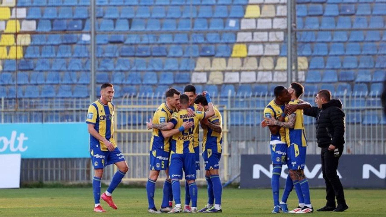 Τρένο δίχως στάσεις ο Asteras AKTOR, παρέσυρε και την Athens Kallithea