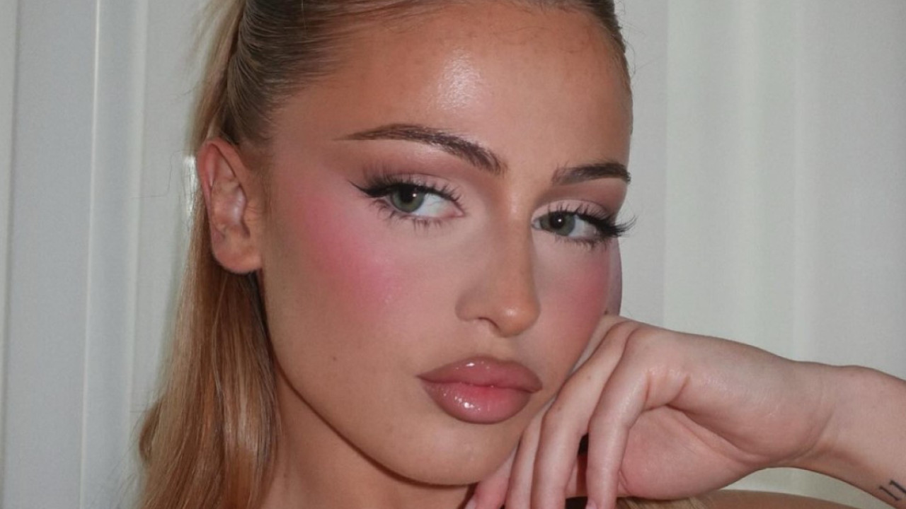 Το Blush Trend που έχει «σπάσει» τα ρεκόρ προβολών στο TikTok