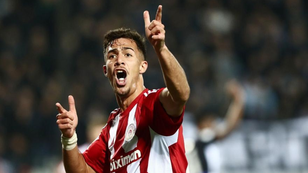 «Athletic»: Η Μπράιτον πρόσφερε 35,4 εκατ. ευρώ και τον Σίμα για τον Κωστούλα, αλλά ο Ολυμπιακός αρνείται «Athletic»: Η Μπράιτον πρόσφερε 35,4 εκατ. ευρώ και τον Σίμα για τον Κωστούλα, αλλά ο Ολυμπιακός αρνείται