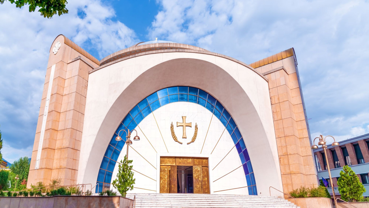 Την Πέμπτη στα Τίρανα η κηδεία του μακαριστού Αρχιεπίσκοπου Αλβανίας Αναστάσιου – Πού θα ταφεί η σορός του - Δείτε φωτογραφίες