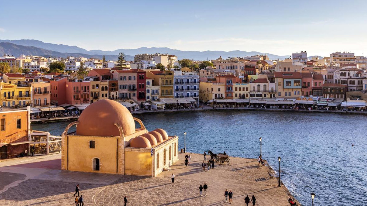 Τουρίστες εκβίασαν ιδιοκτήτη καταλύματος | ΣΚΑΪ Τουρίστες εκβίασαν ιδιοκτήτη καταλύματος | ΣΚΑΪ