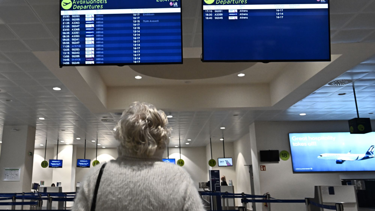 Σαντορίνη: Επιστρέφουν κάτοικοι και εργαζόμενοι