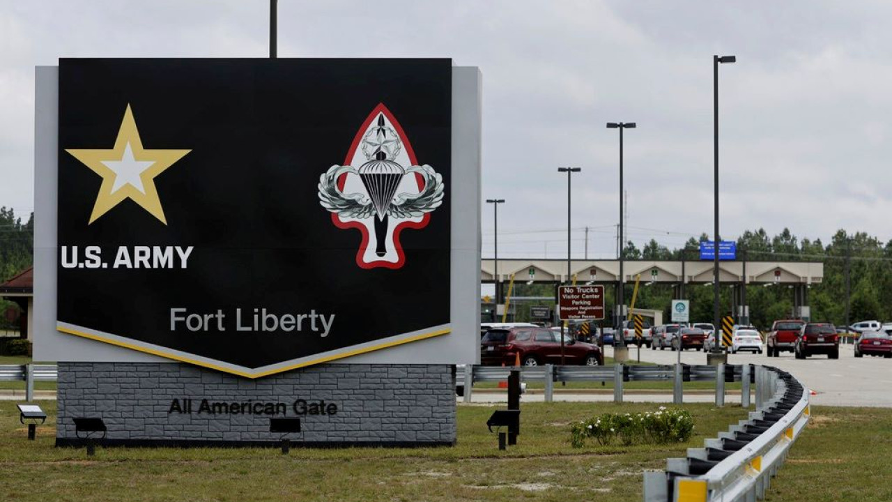 Fort Liberty: Η διάσημη βάση των αμερικανικού στρατού άλλαξε (ξανά) όνομα