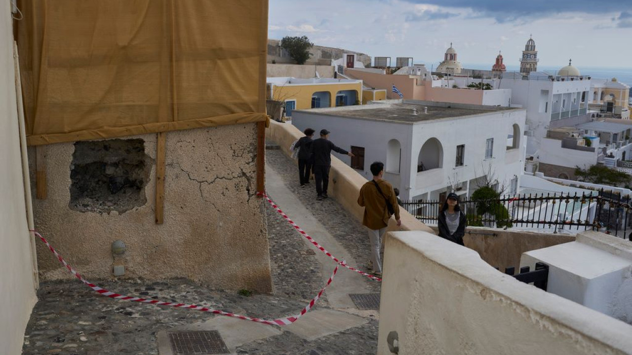 Σεισμοί στη Σαντορίνη: Επικαιροποιήθηκαν τα έκτακτα μέτρα - Η ανακοίνωση του Δήμου Θήρας