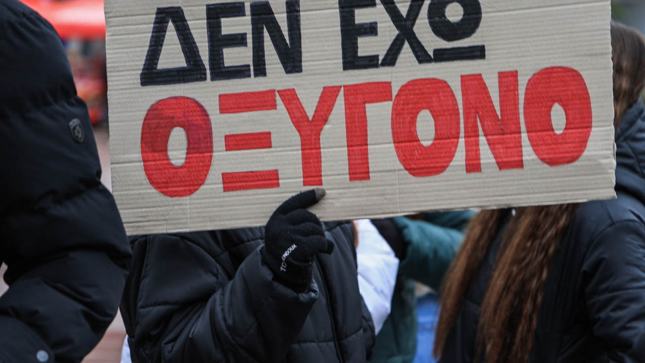 Τέμπη: Σε ποιες πόλεις του Ηνωμένου Βασιλείου έχουν προγραμματιστεί συγκεντρώσεις