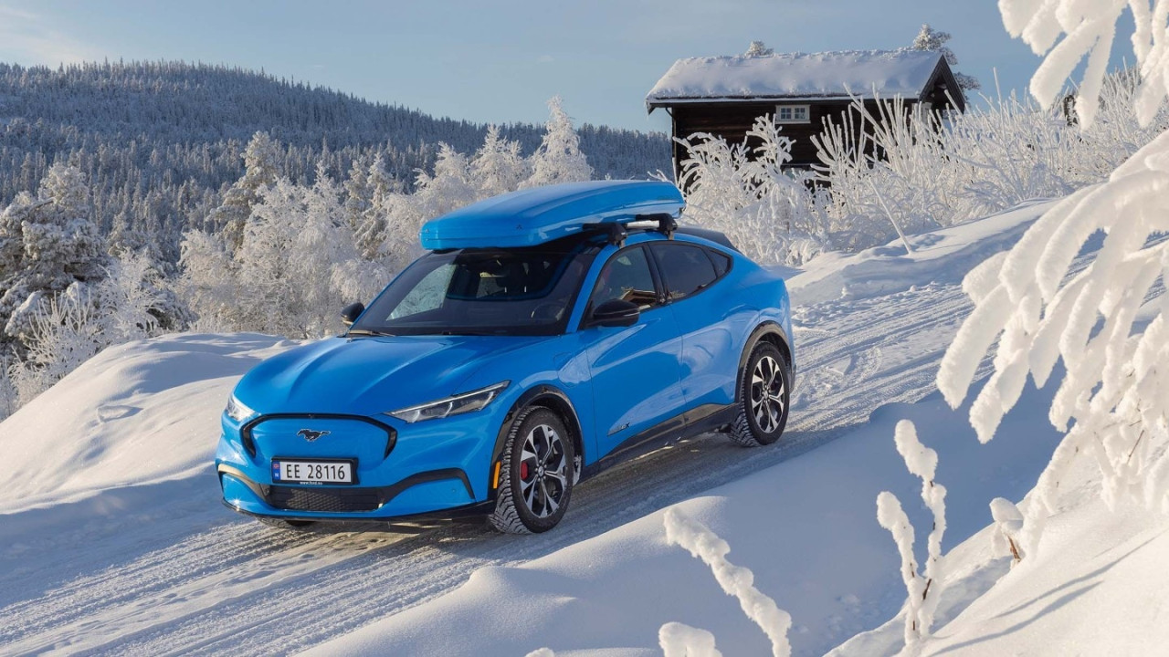Δέκα tips από την Ford για καλύτερη αυτονομία του EV σας τον χειμώνα σε χαμηλές θερμοκρασίες