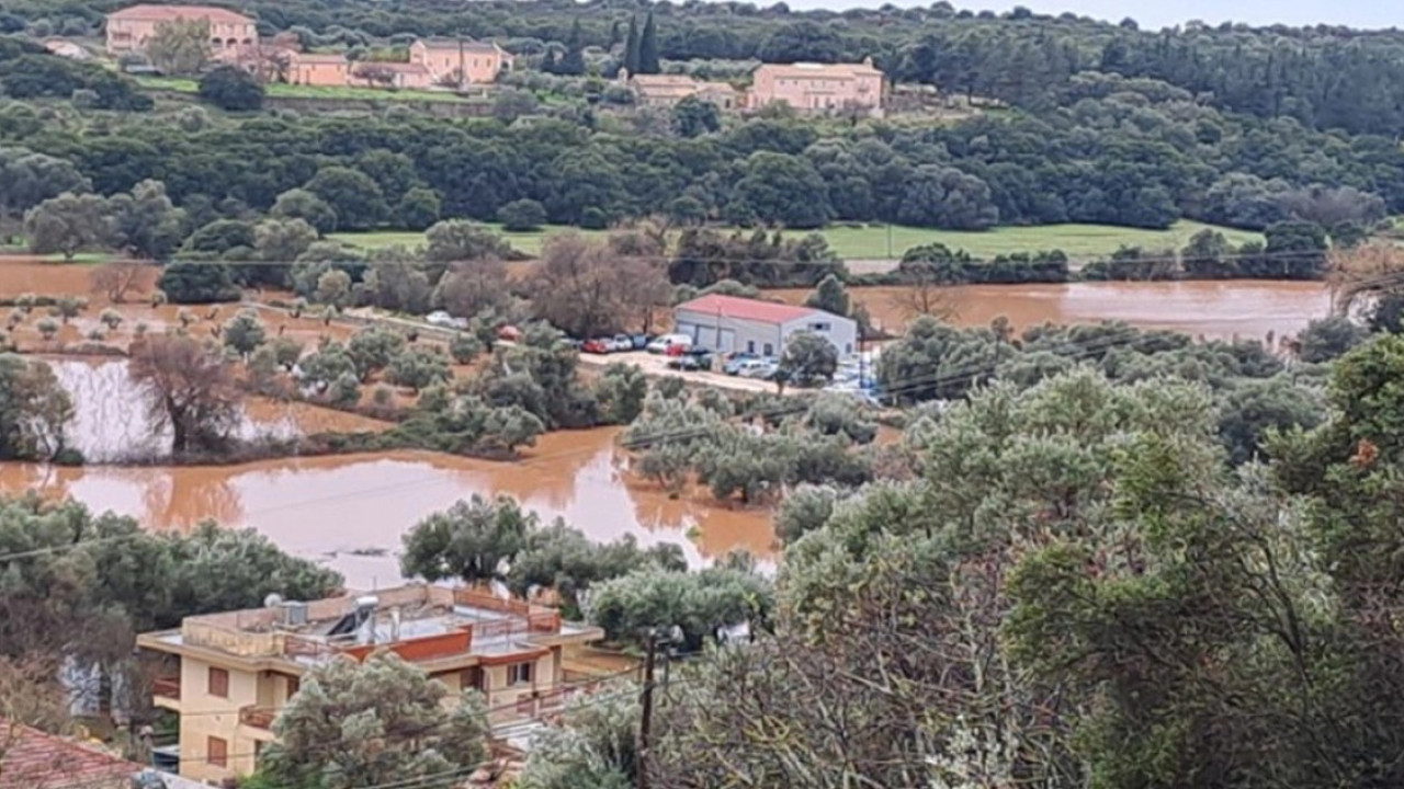 «Πνίγηκε» η Κεφαλονιά: Πλημμύρες, κατολισθήσεις και ζημιές από την κακοκαιρία